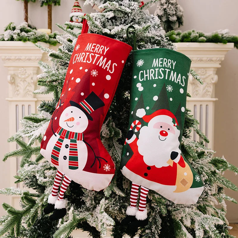 Kerstsok grote cadeausok met kerstman en sneeuwpop decoratie