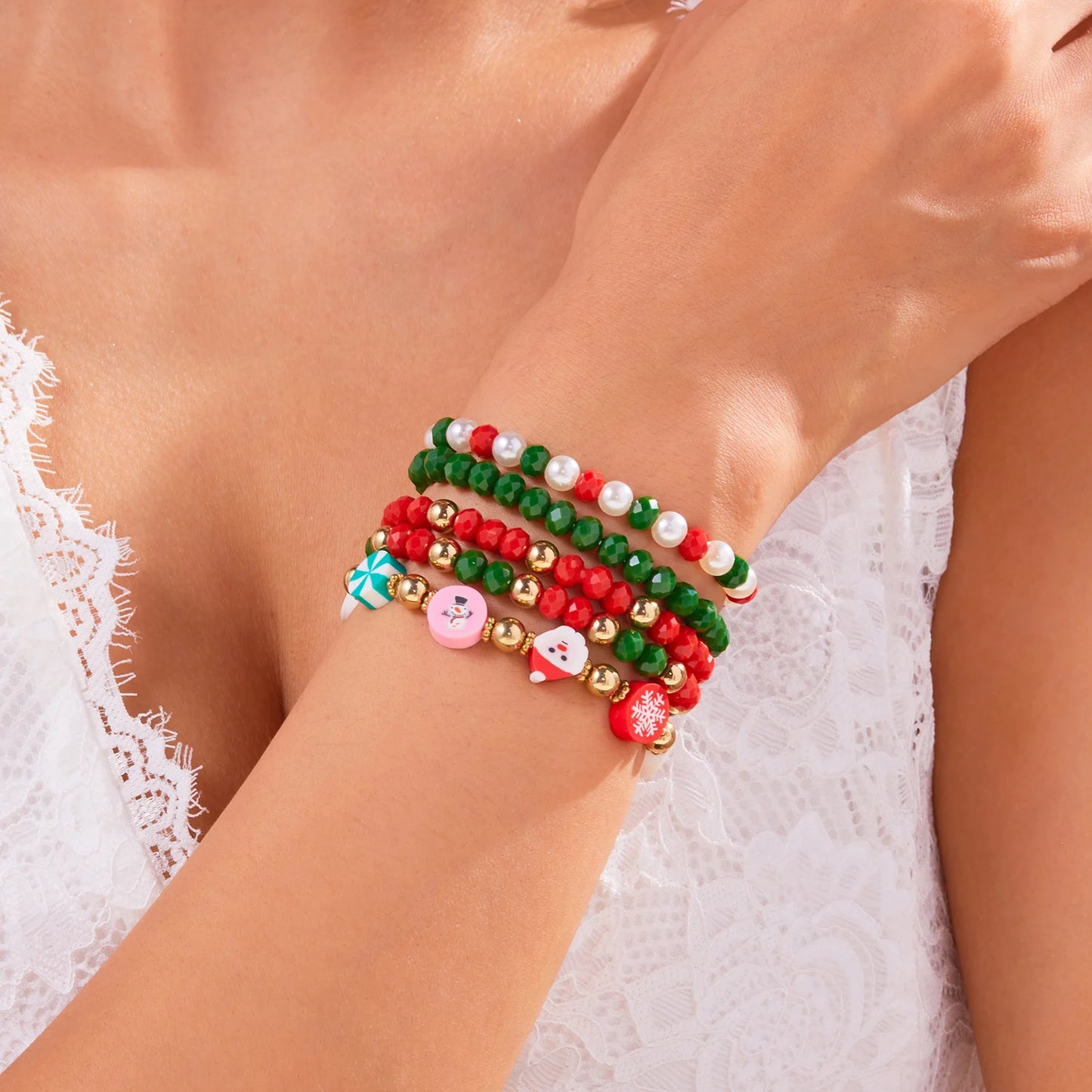 Kerst armband met rendier, sneeuwvlok en kralen bedels voor dames en meisjes