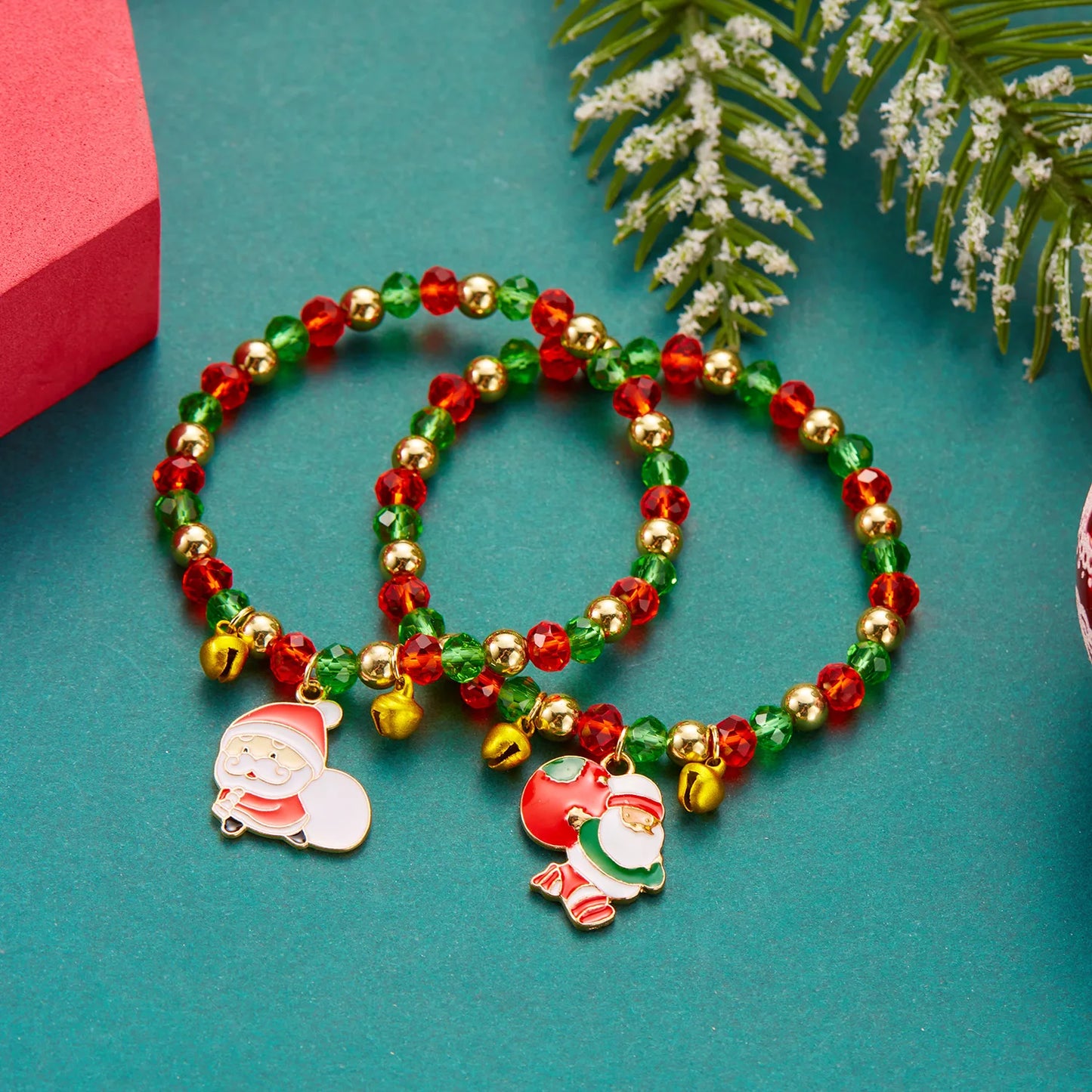 Kerst armband met rendier, sneeuwvlok en kralen bedels voor dames en meisjes