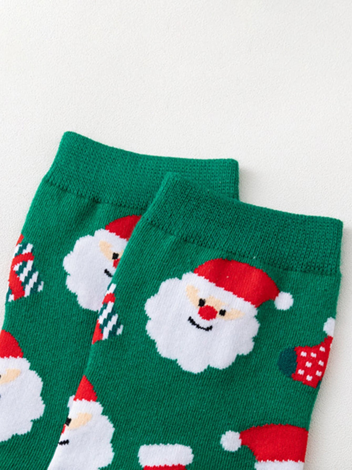 Kerstsokken set dames 4 paar met kerstman, sneeuwpop en dierenmotief
