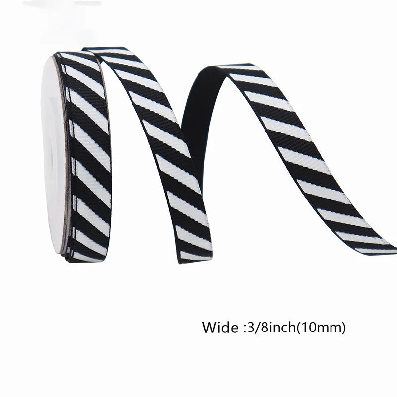 Kerst cadeauverpakking rood wit lint voor geschenken en decoratie