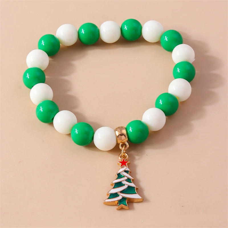 Kerst armband met kralen, rendier en kerstboom bedels voor dames