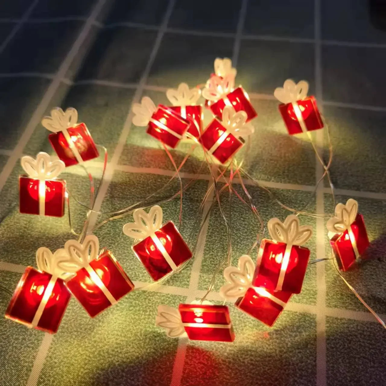 Verlichte Kerst slinger met Kerstman en Sneeuwpop LED lichtsnoer voor feestelijke decoratie