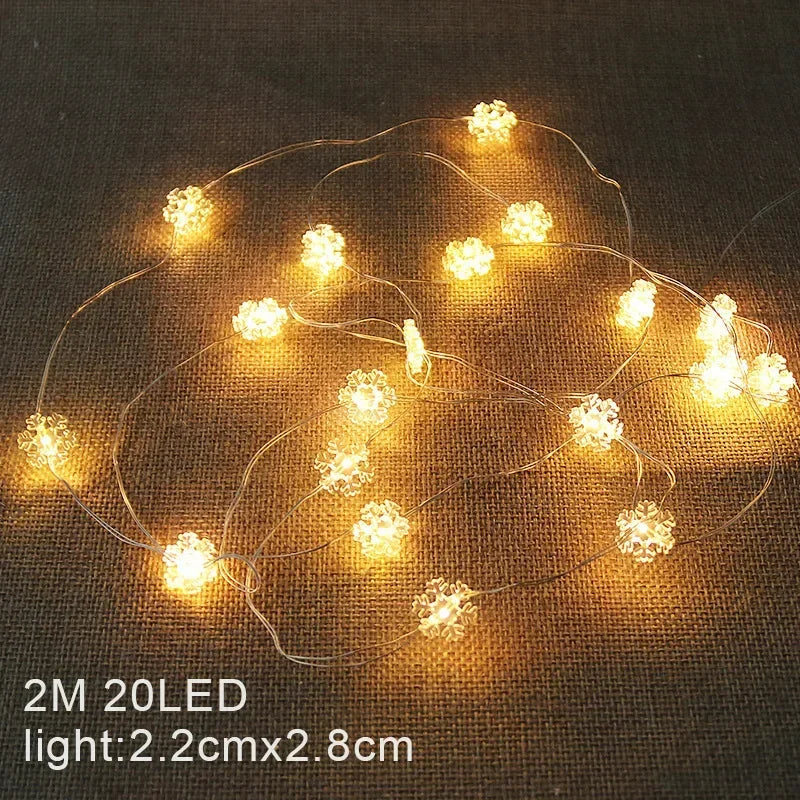 Verlichte Kerst slinger met Kerstman en Sneeuwpop LED lichtsnoer voor feestelijke decoratie