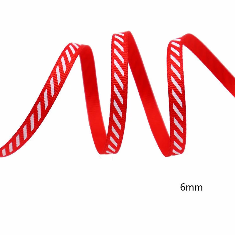 Kerst cadeauverpakking rood wit lint voor geschenken en decoratie