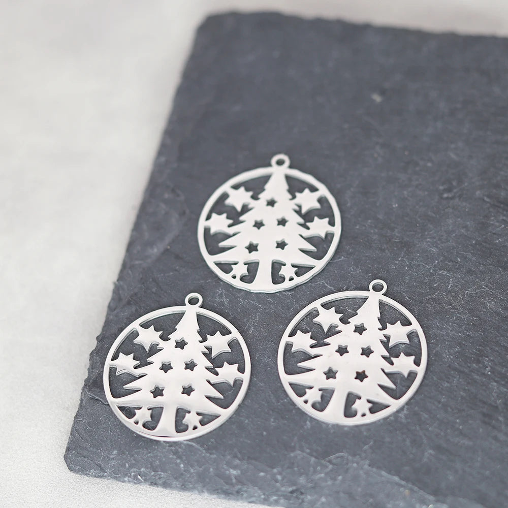 Kerst hangers sneeuwvlok rendier, bel, Kerstboom, Kerstman en meer – vele varianten - 3 stuks