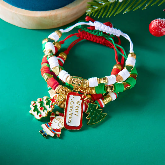 Kerst armband set met kerstboom rendier en kerstman kralen (4 stuks)