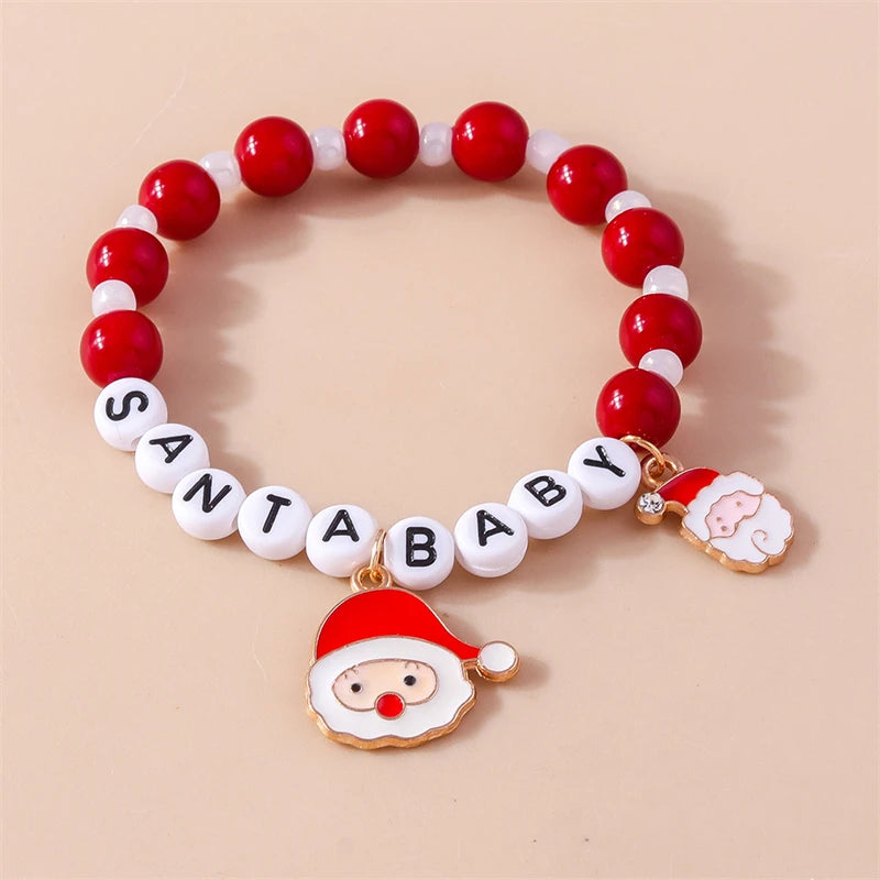 Kerst armband met kralen, rendier en kerstboom bedels voor dames
