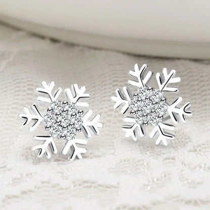 Kerst oorbellen sneeuwvlok met kristal – elegante feestelijke sieraden voor dames