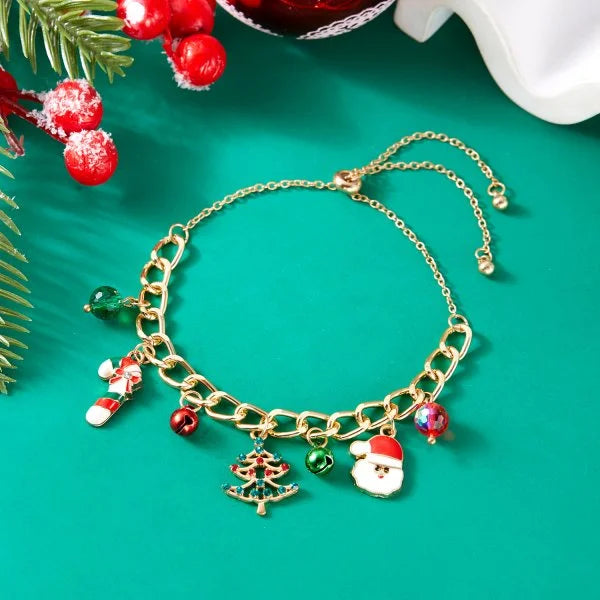 Kerst armband met kerstman sneeuwpop ster en kerstboom hanger