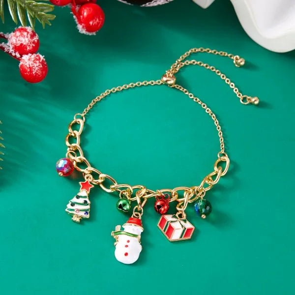 Kerst armband met kerstman sneeuwpop ster en kerstboom hanger