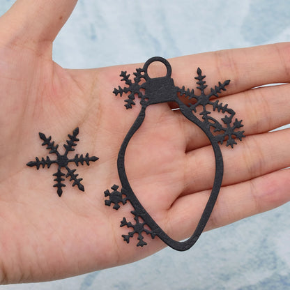 Snijmal sneeuwvlok bel lichtpeertje voor kaarten en papierkunst