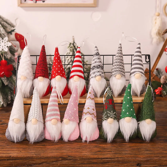 Set kersthangers – 3 schattige kerstgnomen met gebreide muts, 17 cm