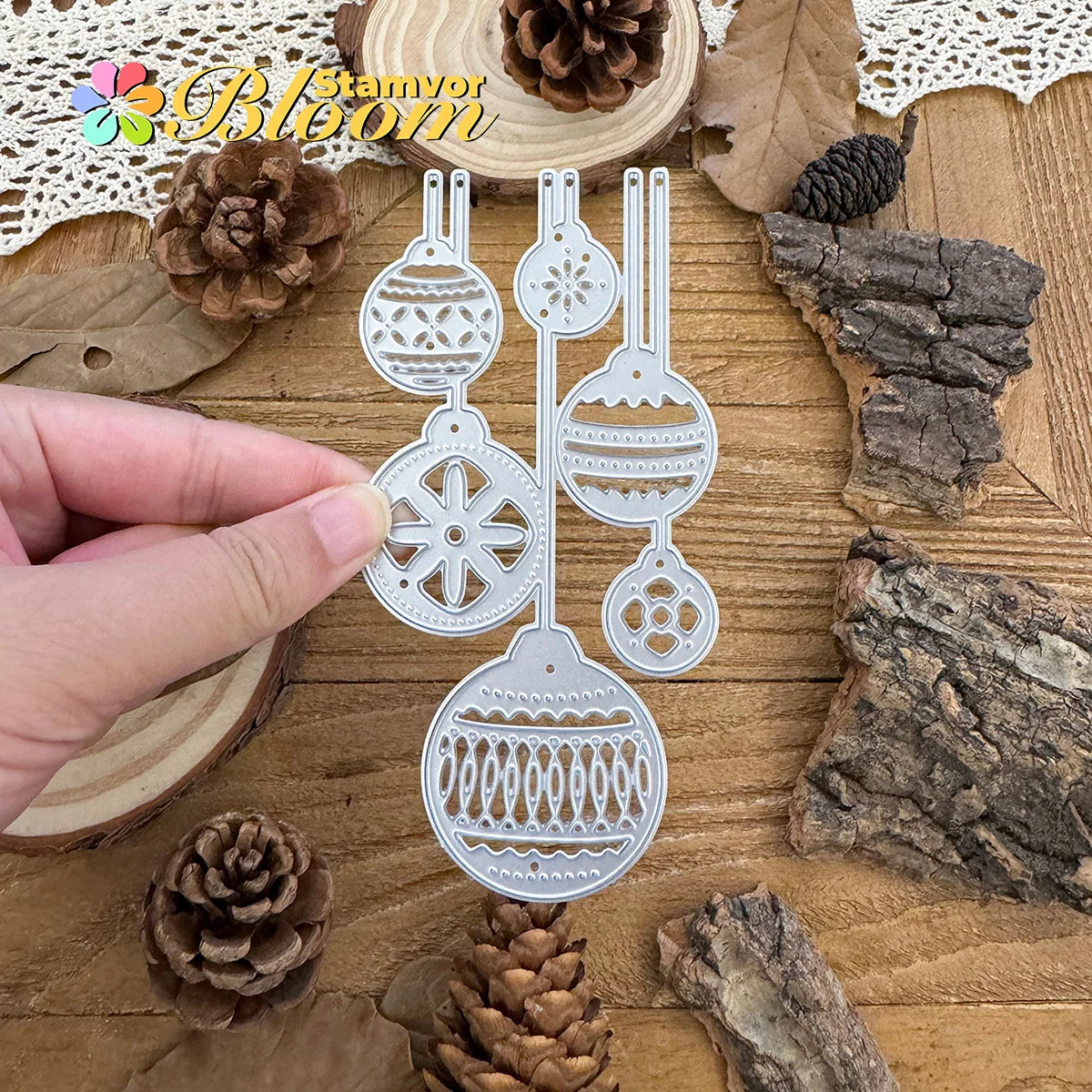 Snijmal Kerstklokken – Metalen Mal voor Kaarten en Scrapbooking
