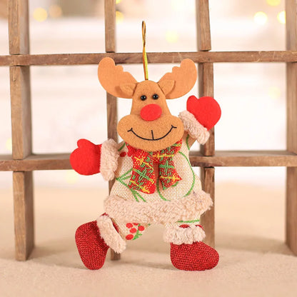 Set kersthangers pluche popjes – kerstman, sneeuwman, rendier en beer