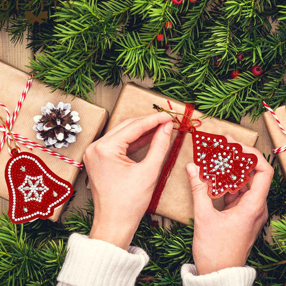 Diamond Painting Kerst Hangers – 10x DIY Kerstboom Ornamenten met Speciale Steentjes | Unieke Kerstdecoratie en Cadeau Idee