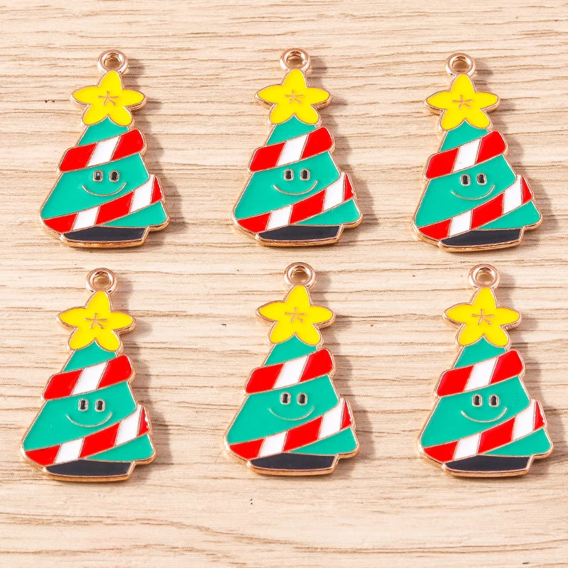 Kerst hanger/bedel voor ketting of armband – Mix van 10 modieuze emaille kerstboom bedels