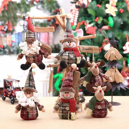 Kerst pop Kerstman, sneeuwman, rendier decoratie voor feest en boom