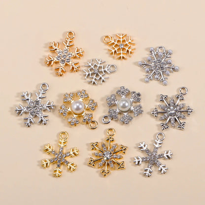 Kerst hanger sneeuwvlok charme met parel en zirkonia – 10 stuks - diverse kleuren en opties