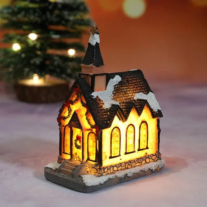 Verlicht Kerst figuur sfeervol huis met warm wit licht voor feestelijke decoratie