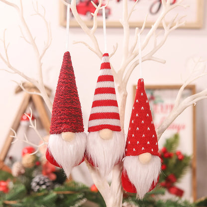 Set kersthangers – 3 schattige kerstgnomen met gebreide muts, 17 cm