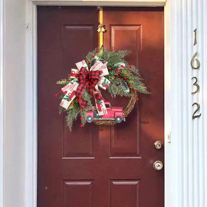 Kerst krans vintage rode truck met dennenappels en wintergroene accenten