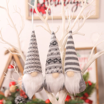 Set kersthangers – 3 schattige kerstgnomen met gebreide muts, 17 cm
