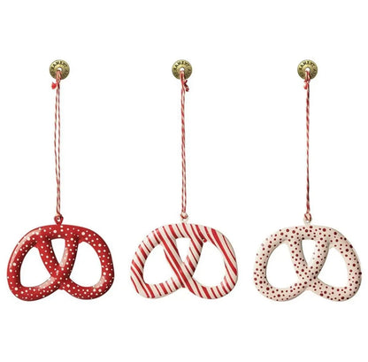 Metalen kersthangers handgeschilderd  unieke kerstboomdecoratie
