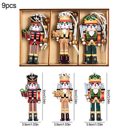 Kerstboom ornament houten gingerbread man en kerstgnomen hangers